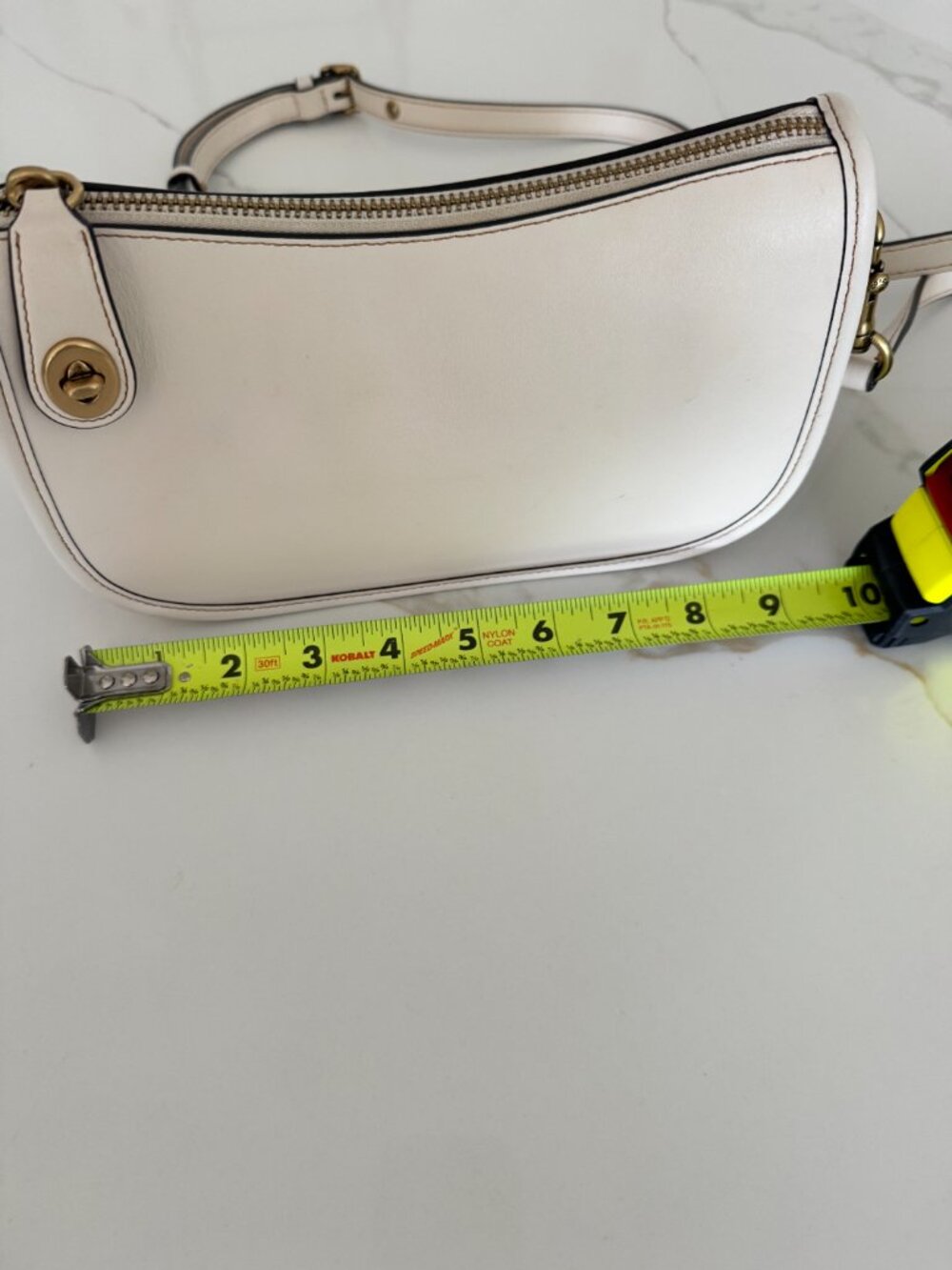 Coach Swinger Handbag - Picture 8 of 9